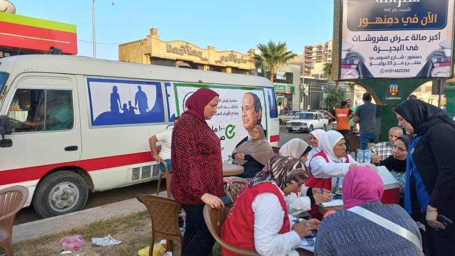 شاهد.. فرق المبادرات الرئاسية والتثقيف الصحي تواصل انتشارها حول المساجد والمتنزهات