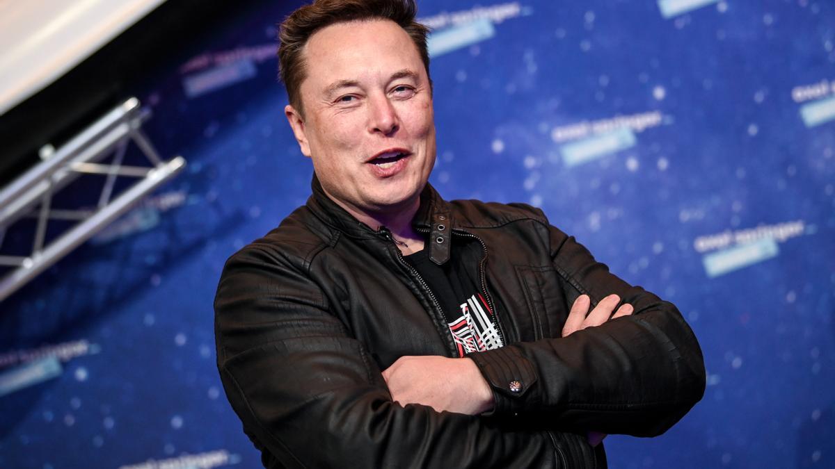 قام Elon Musk بتعديل قواعد تويتر للسماح بالمواد الإباحية الصريحة