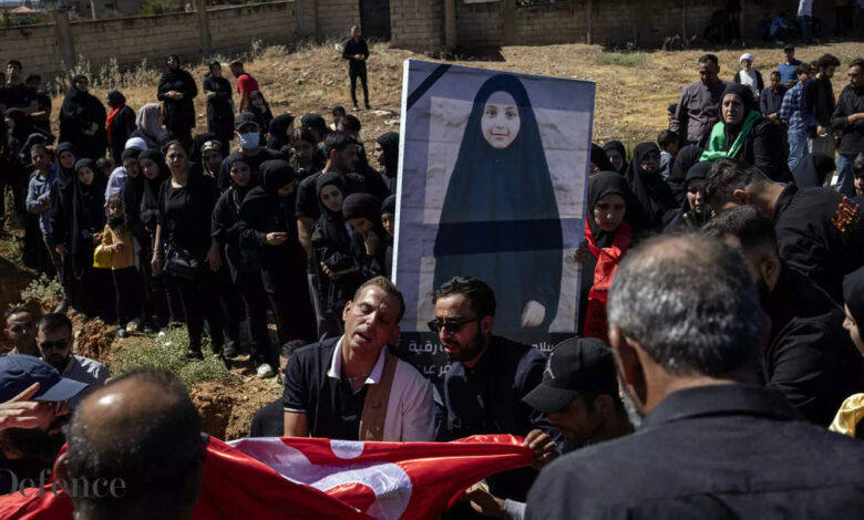 انفجارات لبنان: كيف بنت إسرائيل حصان طروادة في العصر الحديث: أجهزة النداء المتفجرة وأجهزة الاتصال اللاسلكي