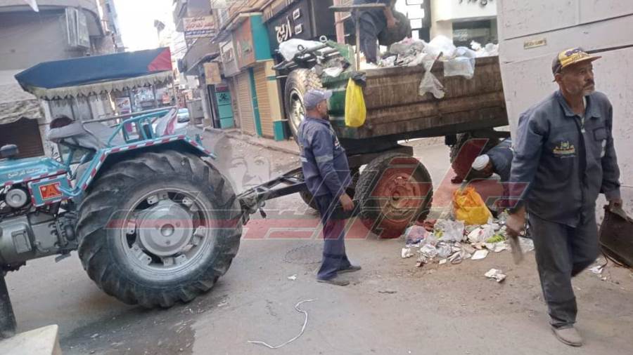 رئيس مدينة دسوق يترأس حملات النظافة والتجميل